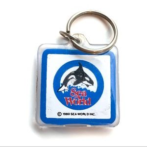 1980 Sea World 🎄Vintage Ornament or Keychain